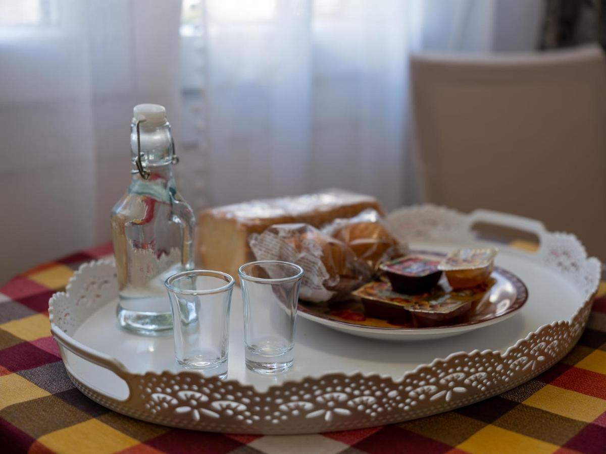 Luxury Apts Heraklion Center Ngoại thất bức ảnh